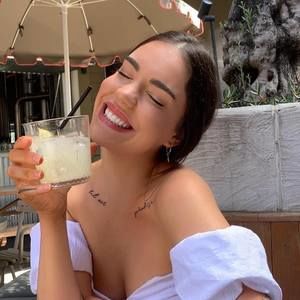 Meet your Posher, Ashlea